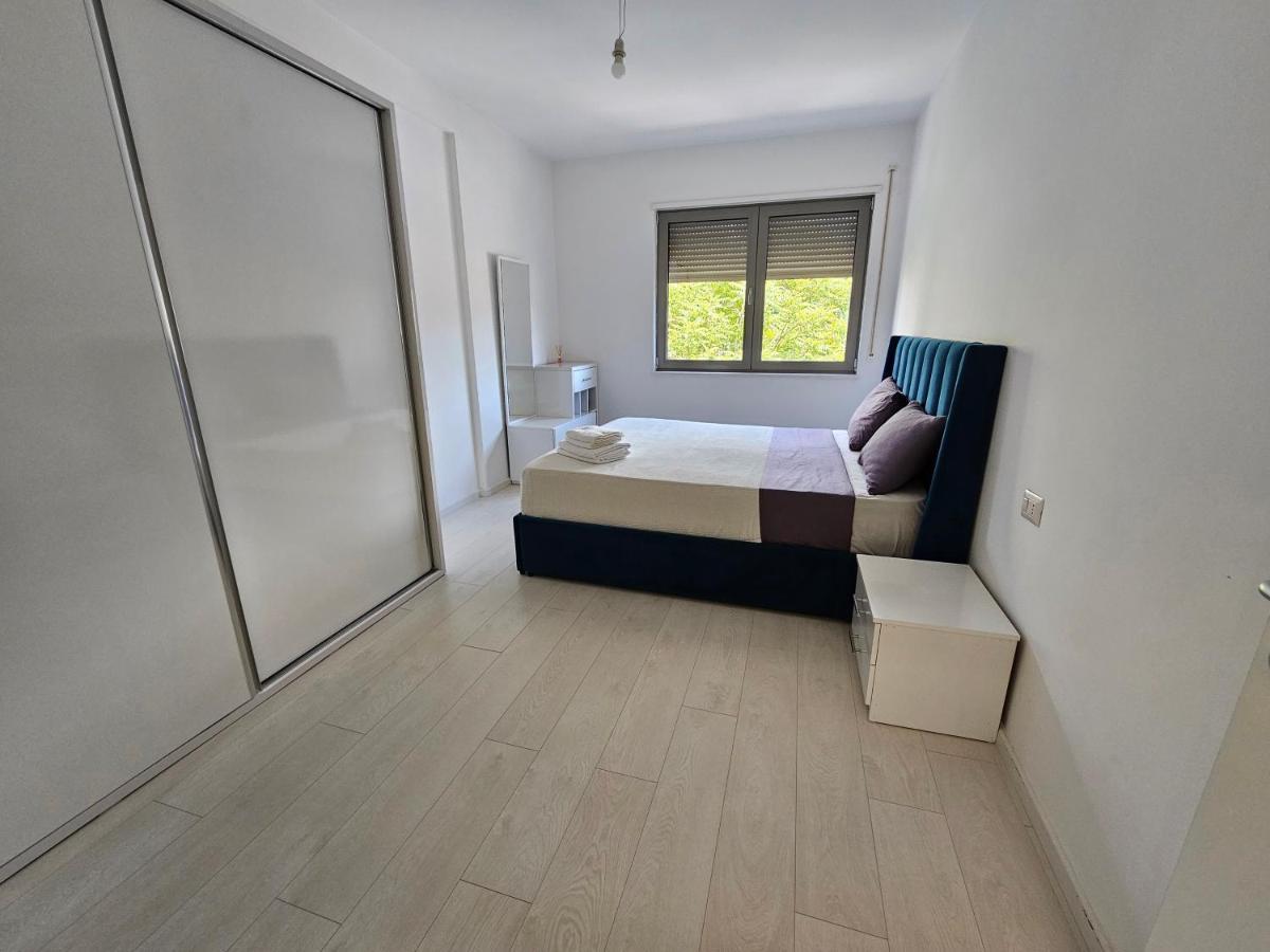 Tower Bridge Apartment Tirana Exterior photo