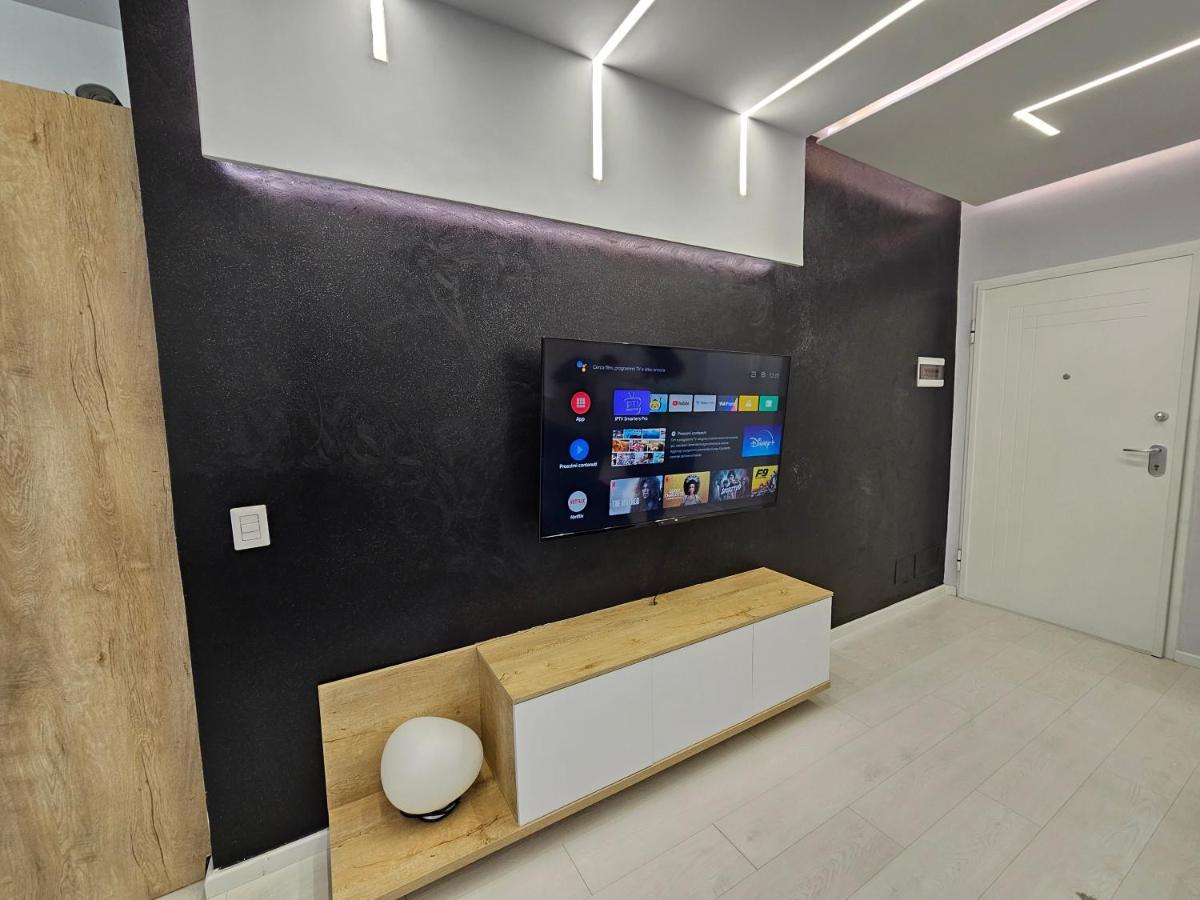 Tower Bridge Apartment Tirana Exterior photo